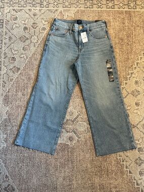 NWT! J. CREW FACTORY Petite wide-leg cropped jean all-day stretch frayed hem 27P